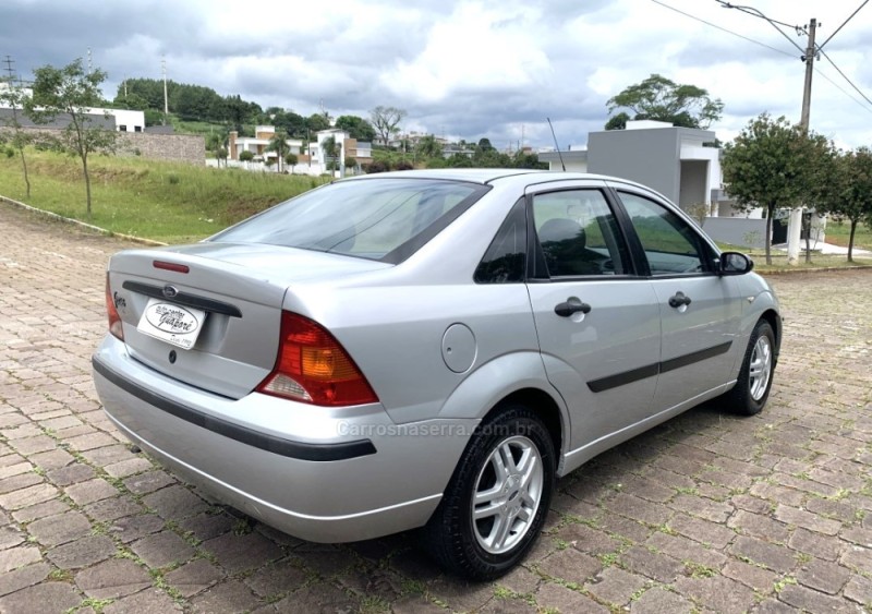 FOCUS 2.0 GLX SEDAN 16V GASOLINA 4P MANUAL - 2008 - GUAPORé