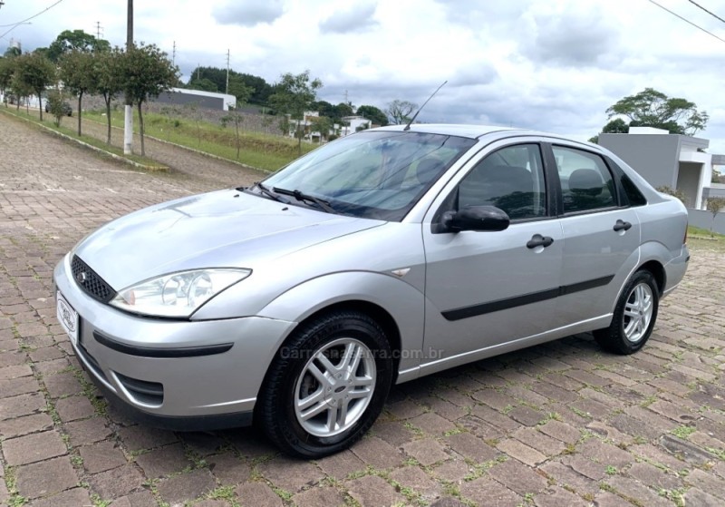 FOCUS 2.0 GLX SEDAN 16V GASOLINA 4P MANUAL - 2008 - GUAPORé