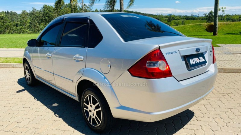 FIESTA 1.6 MPI SEDAN 8V FLEX 4P MANUAL - 2008 - DOIS IRMãOS