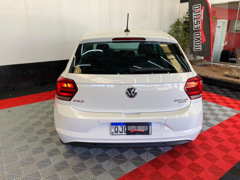 POLO 1.0	200 TSI HIGHLINE AUTOMÁTICO  - 2019 - CAXIAS DO SUL