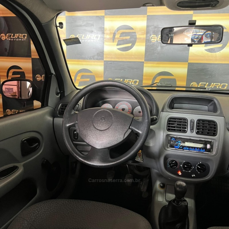 CLIO 1.0 AUTHENTIQUE 16V FLEX 4P MANUAL - 2010 - PORTãO