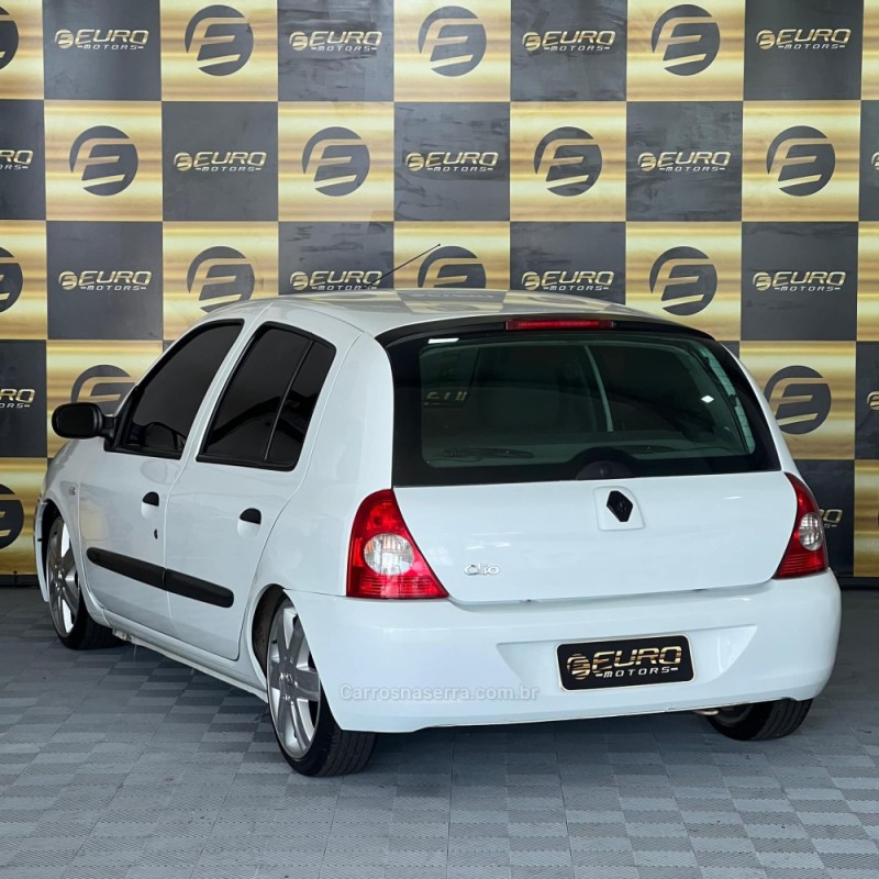 CLIO 1.0 AUTHENTIQUE 16V FLEX 4P MANUAL - 2010 - PORTãO