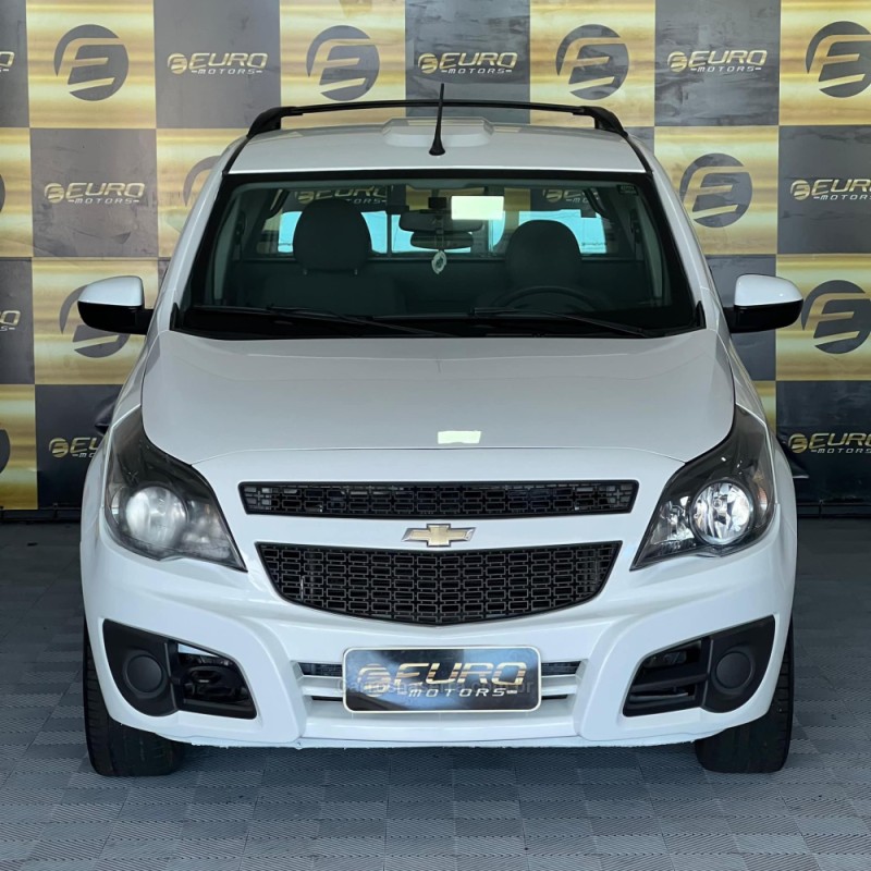 MONTANA 1.4 MPFI LS CS 8V FLEX 2P MANUAL - 2014 - PORTãO