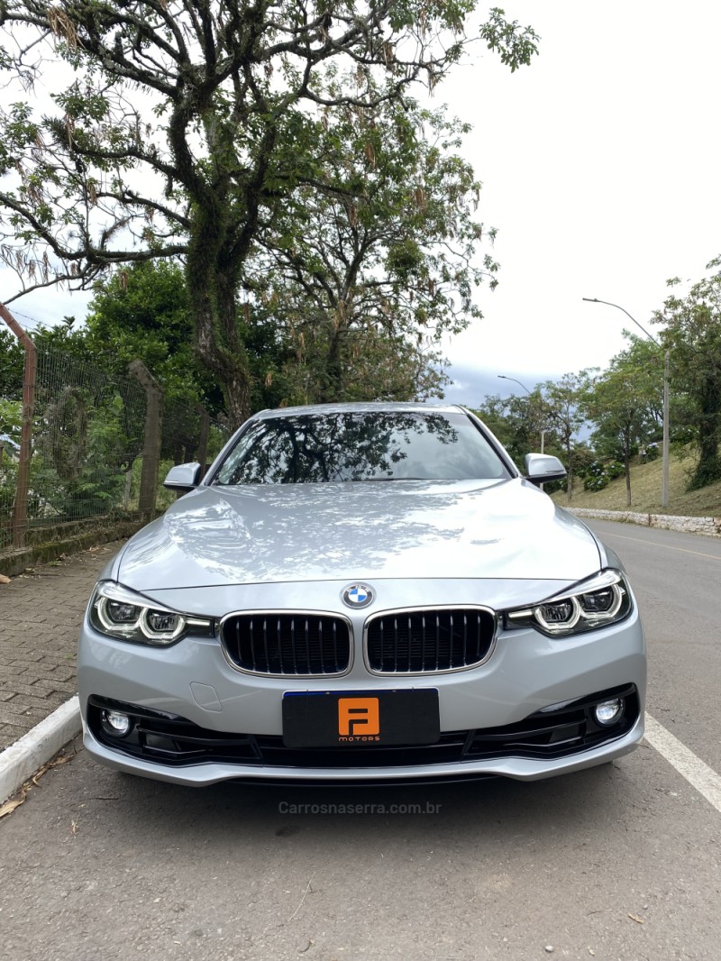 320I 2.0 16V TURBO ACTIVE FLEX 4P AUTOMÁTICO - 2018 - NOVA ARAçá