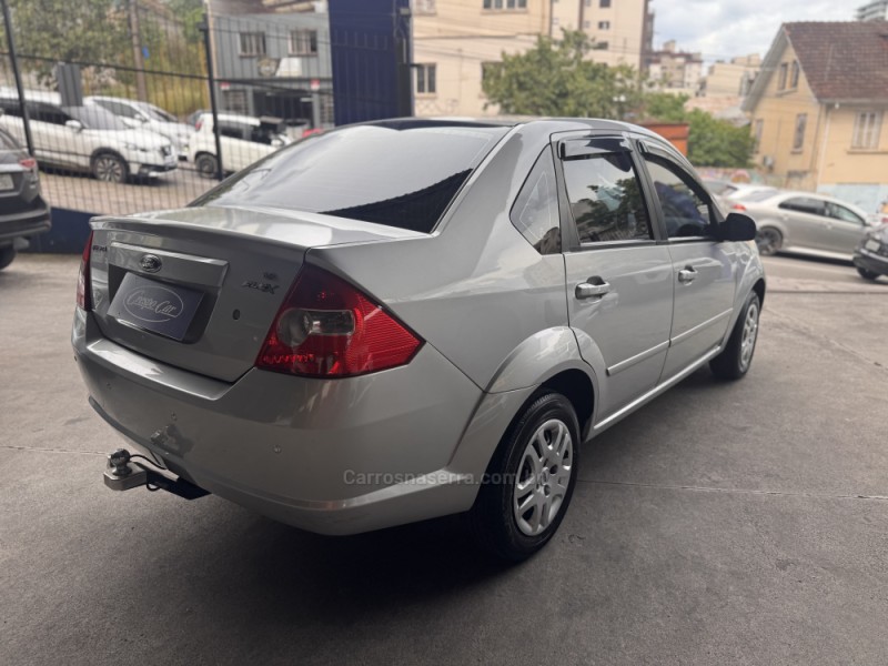 FIESTA 1.6 MPI SEDAN 8V FLEX 4P MANUAL - 2008 - CAXIAS DO SUL