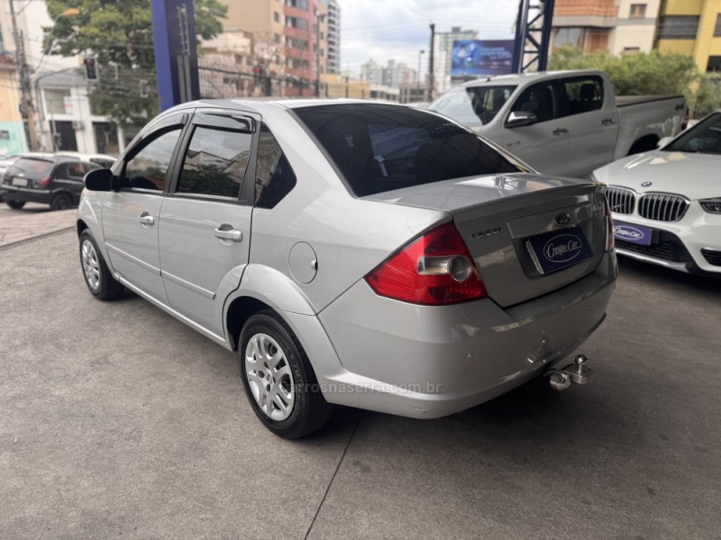 FIESTA 1.6 MPI SEDAN 8V FLEX 4P MANUAL - 2008 - CAXIAS DO SUL