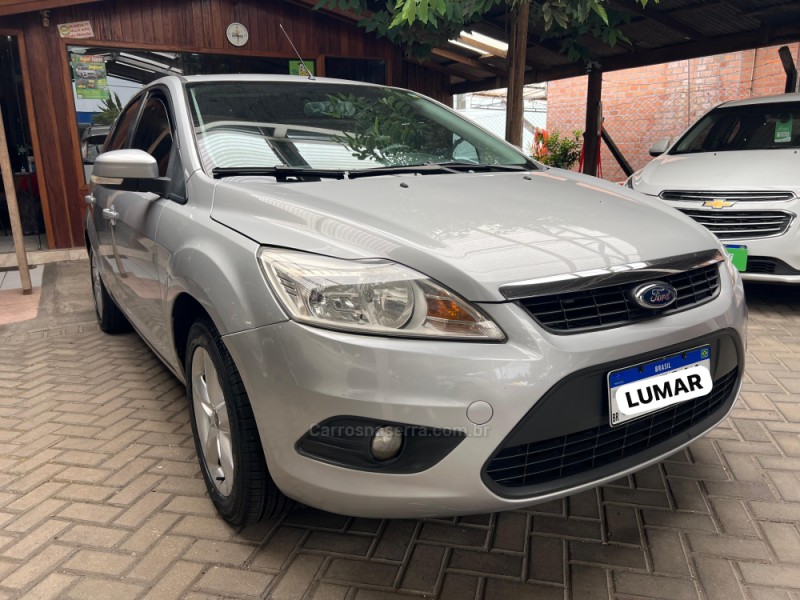 FOCUS 1.6 8V FLEX 4P MANUAL - 2013 - GARIBALDI