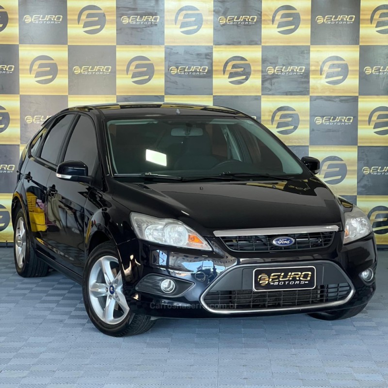 FOCUS 1.6 8V FLEX 4P MANUAL - 2012 - PORTãO