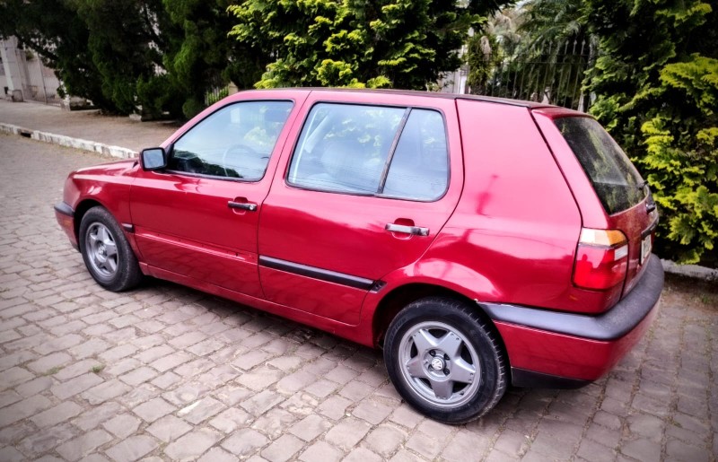 GOLF 1.8 MI GL 8V GASOLINA 4P MANUAL - 1997 - FARROUPILHA