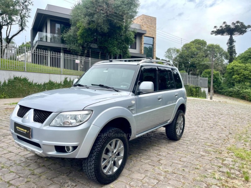 PAJERO TR4 2.0 4X4 16V FLEX 4P MANUAL