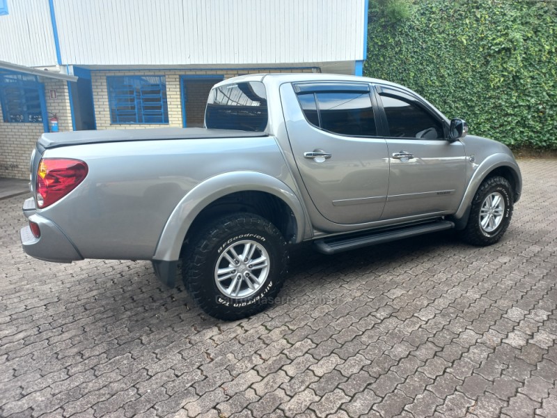 L200 TRITON 3.2 HPE 4X4 CD 16V TURBO INTERCOOLER DIESEL 4P AUTOMÁTICO - 2017 - CAXIAS DO SUL