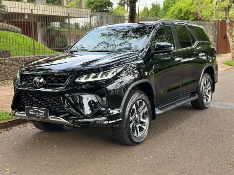 HILUX SW4 2.8 SRX 4X4 DIAMOND 16V TURBO DIESEL 4P 7 LUGARES AUTOMÁTICO - 2023 - ERECHIM