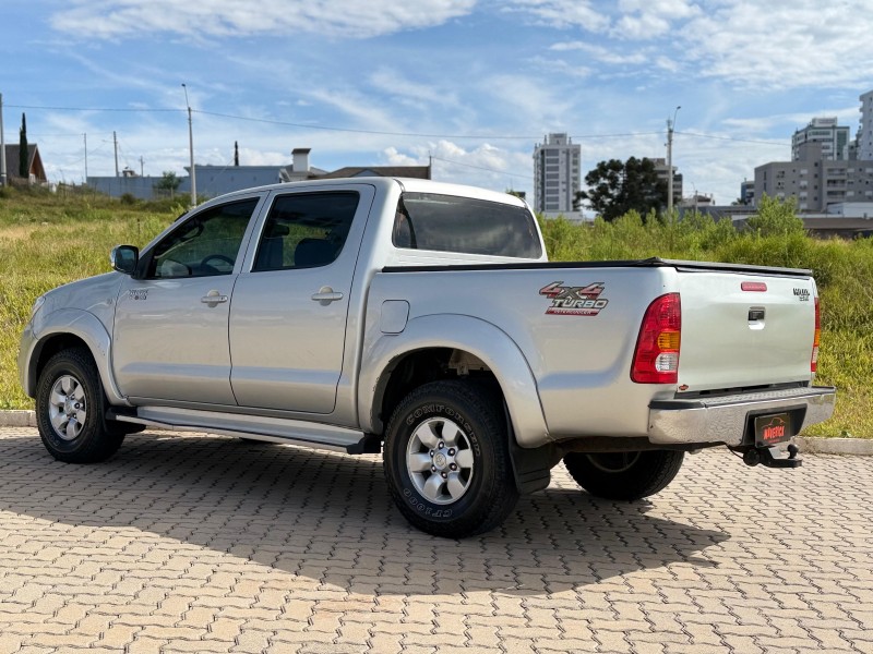 HILUX 3.0 8V SRV 4X4 CD TURBO DIESEL 4P MANUAL - 2007 - LAGOA VERMELHA