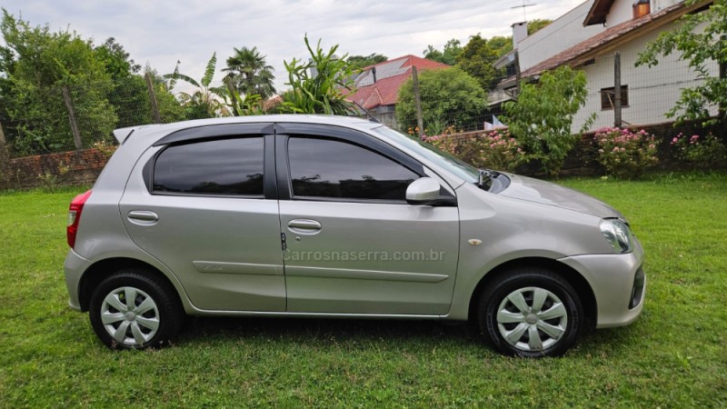 ETIOS 1.5 READY 16V FLEX 4P AUTOMÁTICO - 2017 - IVOTI