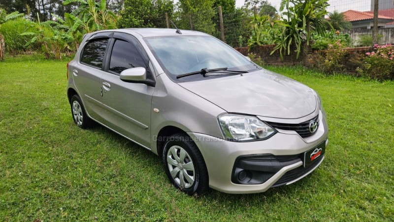 ETIOS 1.5 READY 16V FLEX 4P AUTOMÁTICO - 2017 - IVOTI