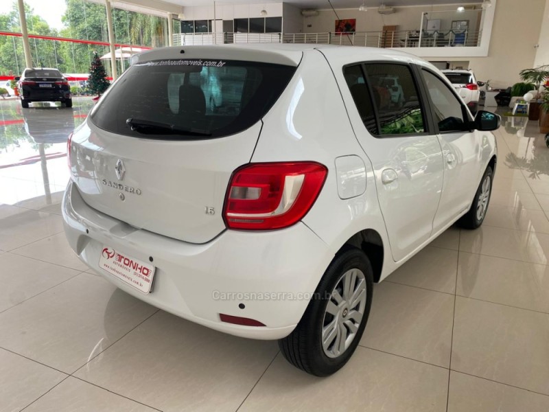 SANDERO 1.6 EXPRESSION 16V FLEX 4P MANUAL - 2017 - LAJEADO