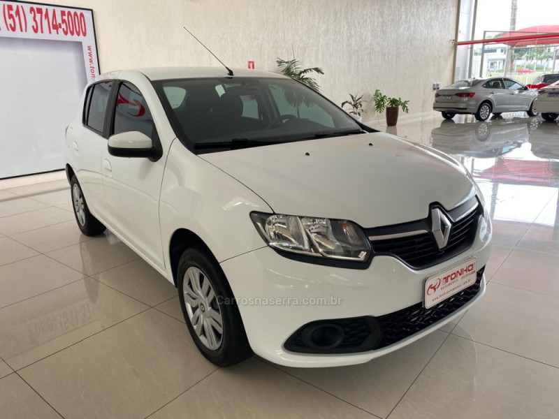 SANDERO 1.6 EXPRESSION 16V FLEX 4P MANUAL - 2017 - LAJEADO