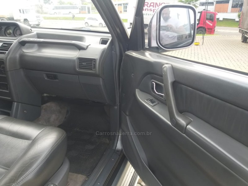 PAJERO 2.5 HD 4X4 8V TURBO INTERCOOLER DIESEL 4P MANUAL - 1993 - CAXIAS DO SUL