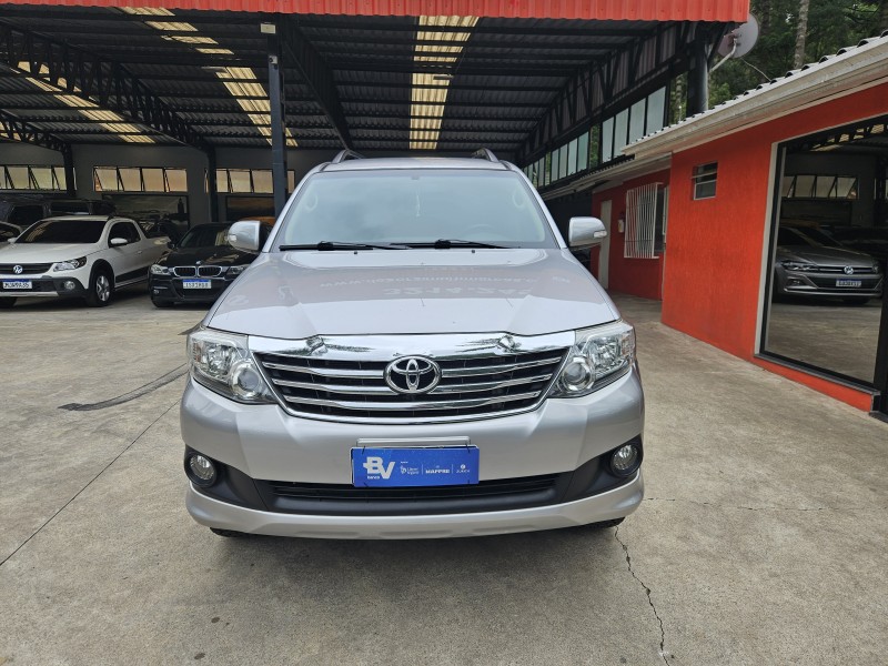 HILUX SW4 2.7 SR 4X2 16V FLEX 4P AUTOMÁTICO - 2015 - CAXIAS DO SUL