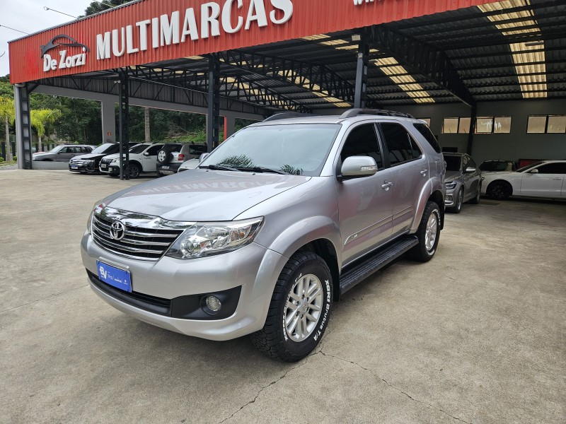 HILUX SW4 2.7 SR 4X2 16V FLEX 4P AUTOMÁTICO