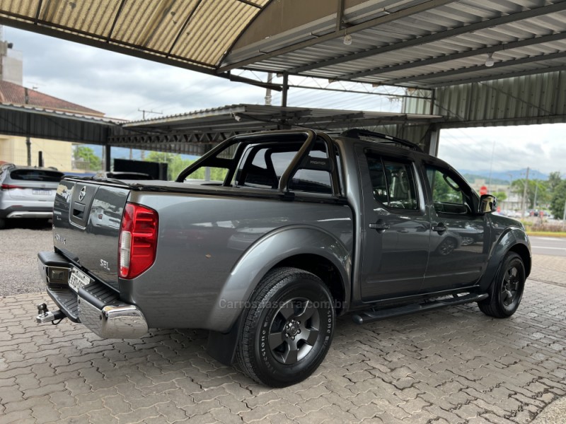 FRONTIER 2.5 SEL 4X4 CD TURBO ELETRONIC DIESEL 4P MANUAL - 2008 - BOM PRINCíPIO