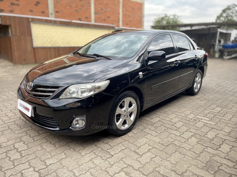 COROLLA 1.8 GLI 16V FLEX 4P MANUAL - 2013 - CAMPO BOM