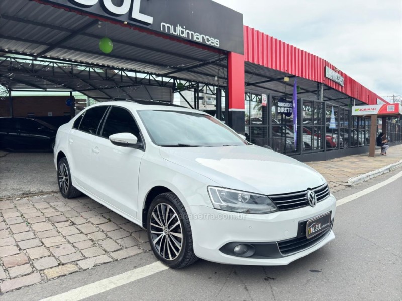 JETTA 2.0 COMFORTLINE FLEX 4P TIPTRONIC - 2013 - CAXIAS DO SUL