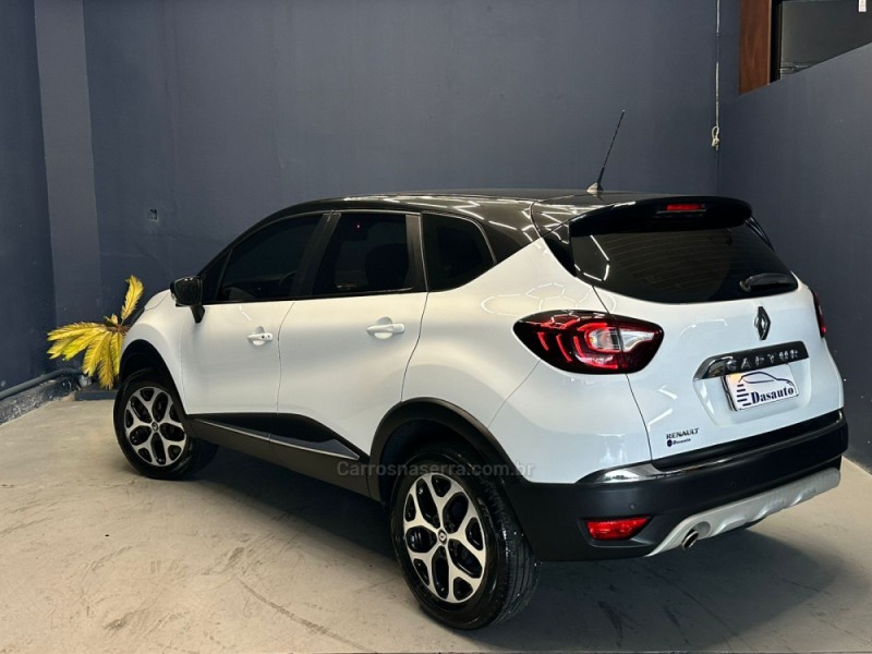 CAPTUR 1.6 16V FLEX INTENSE AUTOMÁTICO - 2018 - CAXIAS DO SUL