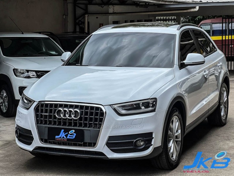 q3 2.0 tfsi ambition quattro 4p gasolina s tronic 2013 novo hamburgo