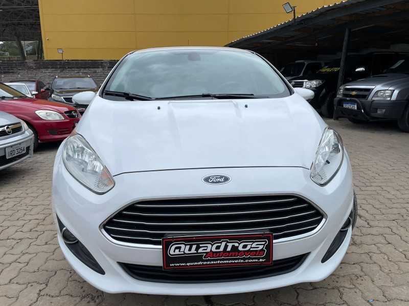 FIESTA 1.6 TITANIUM PLUS SEDAN 16V FLEX 4P AUTOMÁTICO - 2015 - CAXIAS DO SUL