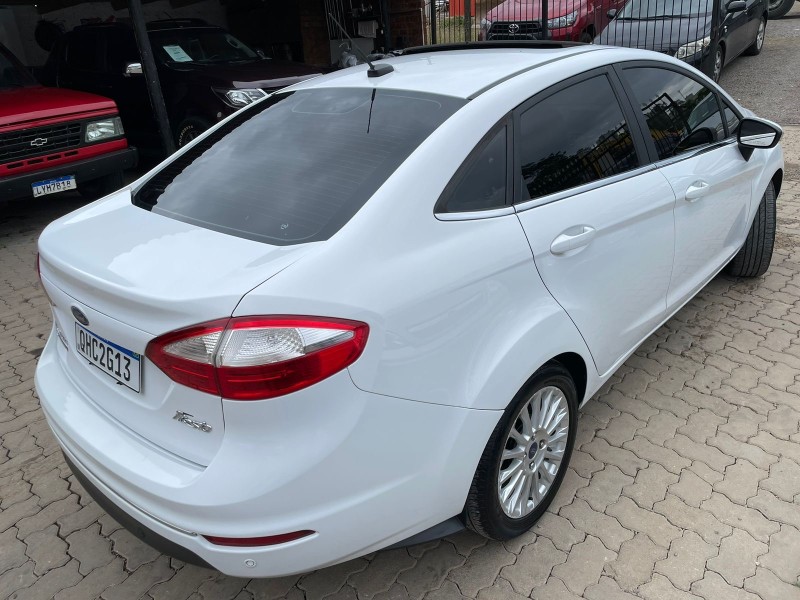 FIESTA 1.6 TITANIUM PLUS SEDAN 16V FLEX 4P AUTOMÁTICO - 2015 - CAXIAS DO SUL