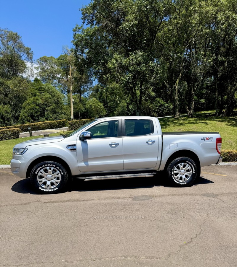 RANGER 3.2 XLT 4X4 CD 20V DIESEL 4P AUTOMÁTICO - 2019 - NOVA PRATA