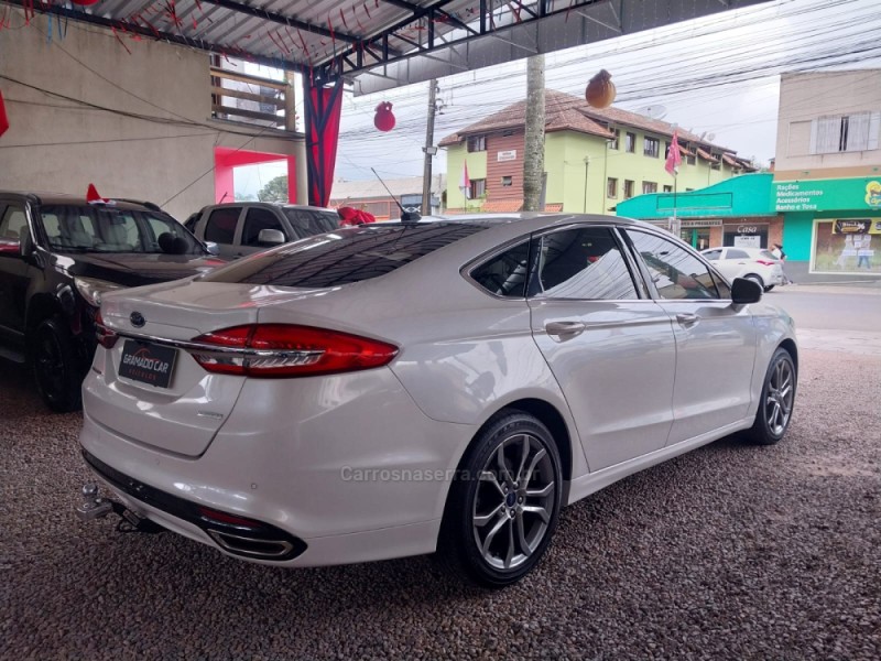 FUSION 2.0 TITANIUM GTDI ECOBOOST FWD GASOLINA 4P AUTOMÁTICO - 2017 - CANELA