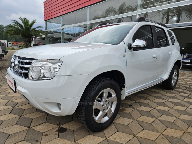 DUSTER 1.6 DYNAMIQUE 4X2 16V FLEX 4P MANUAL - 2015 - BOM PRINCíPIO