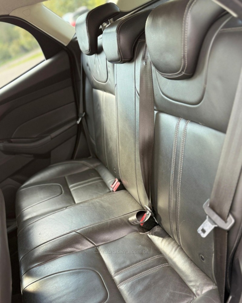 FOCUS 2.0 SE HATCH 16V FLEX 4P AUTO - 2015 - CAXIAS DO SUL