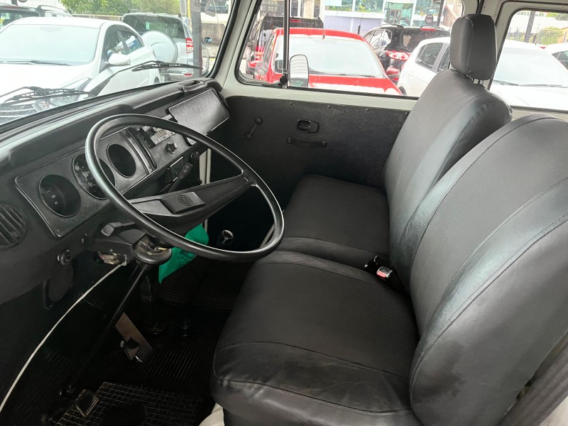 KOMBI 1.6 MI STD LOTAÇÃO 8V GASOLINA 3P MANUAL - 1993 - CAXIAS DO SUL