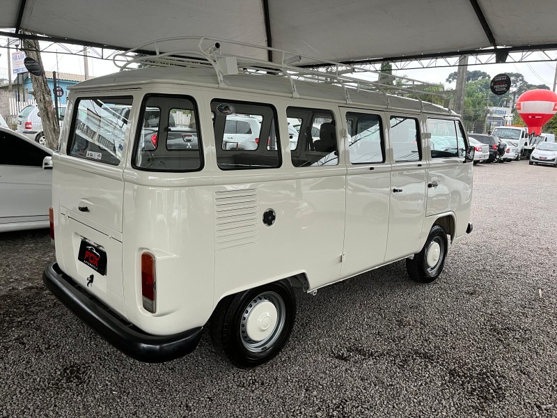 KOMBI 1.6 MI STD LOTAÇÃO 8V GASOLINA 3P MANUAL - 1993 - CAXIAS DO SUL