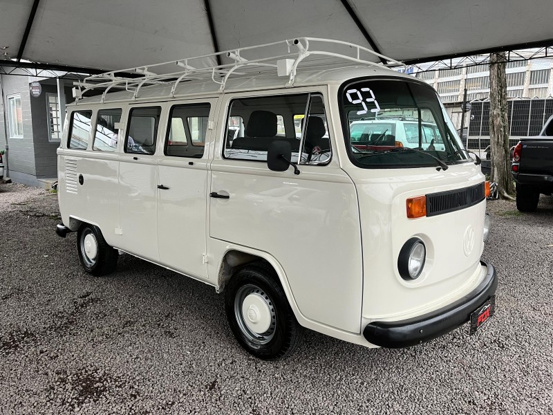 KOMBI 1.6 MI STD LOTAÇÃO 8V GASOLINA 3P MANUAL - 1993 - CAXIAS DO SUL