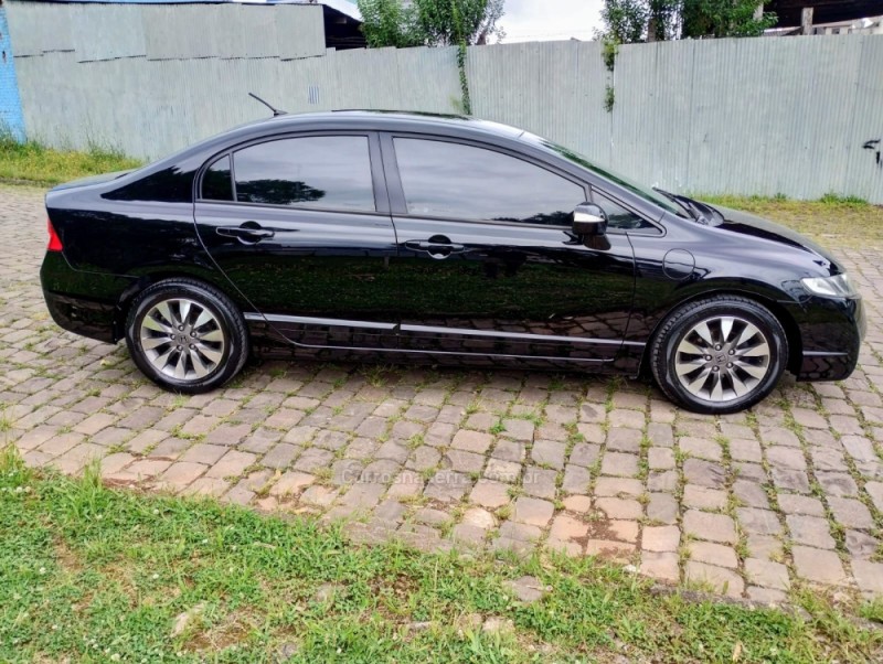 CIVIC 1.8 LXL 16V FLEX 4P AUTOMÁTICO - 2011 - CAXIAS DO SUL