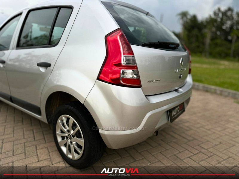 SANDERO 1.0 EXPRESSION 16V FLEX 4P MANUAL - 2012 - SAPIRANGA