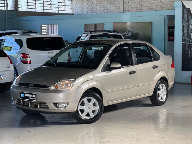 fiesta 1.6 mpi sedan 8v flex 4p manual 2005 caxias do sul