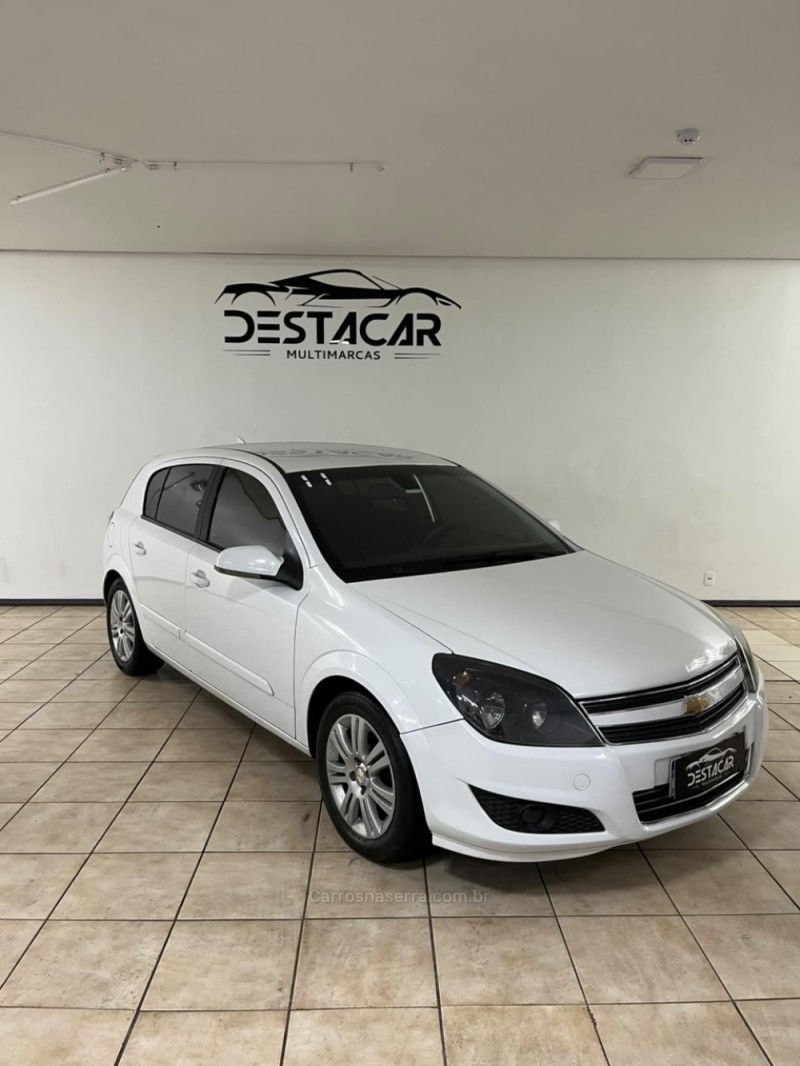 VECTRA 2.0 SFI GT-X HATCH 8V FLEX 4P MANUAL - 2011 - CAXIAS DO SUL