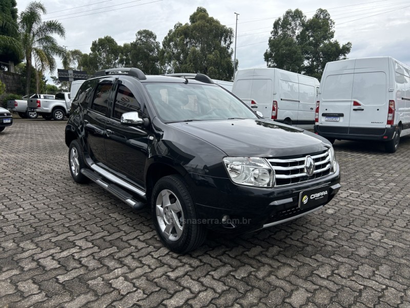 DUSTER 1.6 DYNAMIQUE 4X2 16V FLEX 4P MANUAL - 2013 - FARROUPILHA