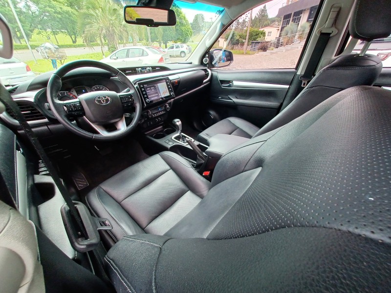 HILUX 2.8 SRX PLUS 4X4 CD TURBO DIESEL 4P AUTOMÁTICO - 2022 - FLORES DA CUNHA