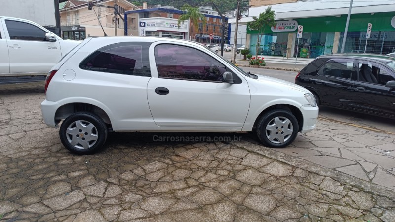 CELTA 1.0 MPFI LS 8V FLEX 2P MANUAL - 2013 - FLORES DA CUNHA