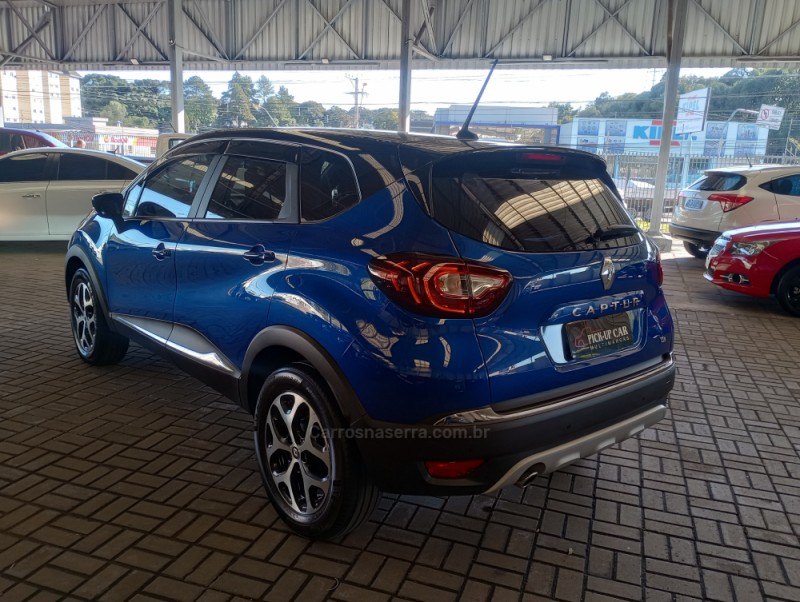 CAPTUR 1.3 INTENSE TURBO 16V FLEX 5P AUTOMÁTICO - 2022 - CAXIAS DO SUL