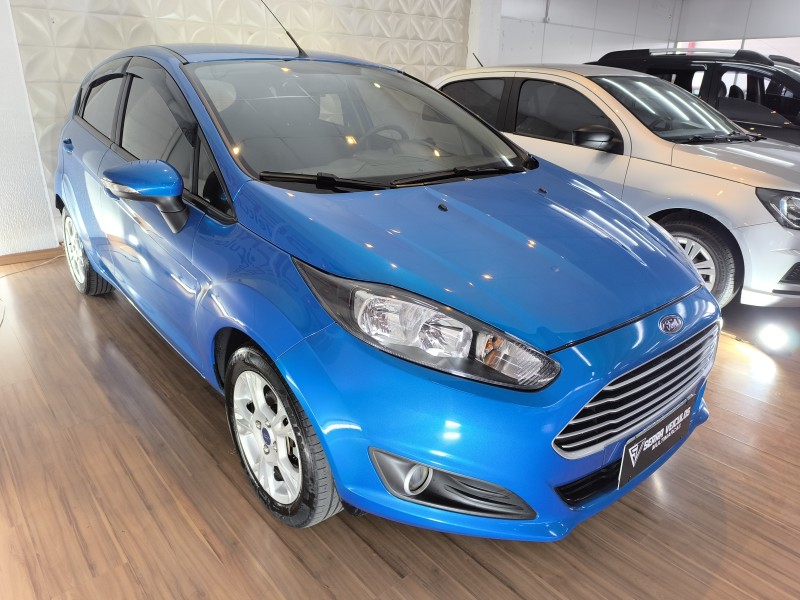 FIESTA 1.6 SEL HATCH 16V FLEX 4P MANUAL - 2017 - CAXIAS DO SUL