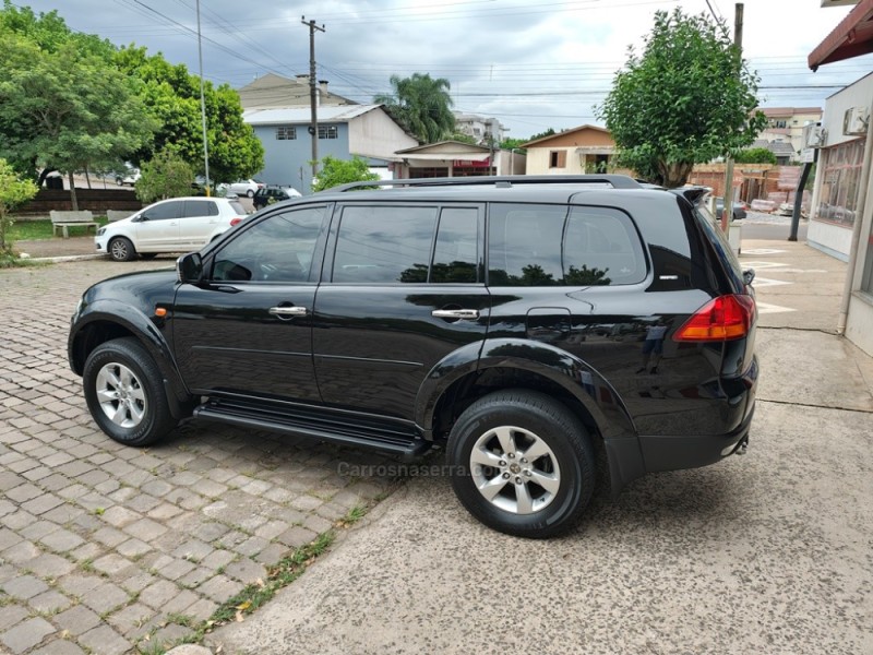 PAJERO DAKAR 3.2 HPE S 4X4 7 LUGARES 16V TURBO INTERCOOLER DIESEL 4P AUTOMÁTICO - 2012 - GUAPORé