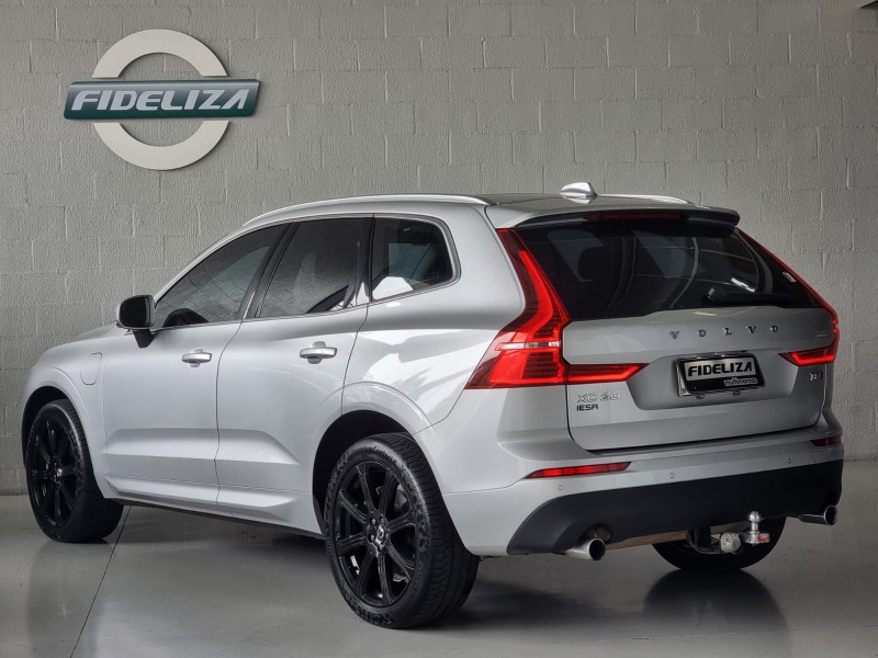 XC60 2.0 T8 MOMENTUM HYBRID GASOLINA 4P AUTOMÁTICO - 2020 - FARROUPILHA