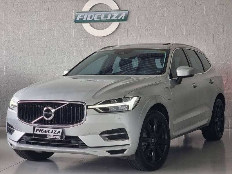 XC60 2.0 T8 MOMENTUM HYBRID GASOLINA 4P AUTOMÁTICO - 2020 - FARROUPILHA